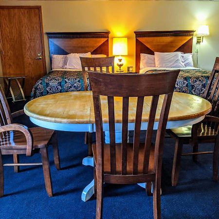 Executive Inn Томсон Екстер'єр фото