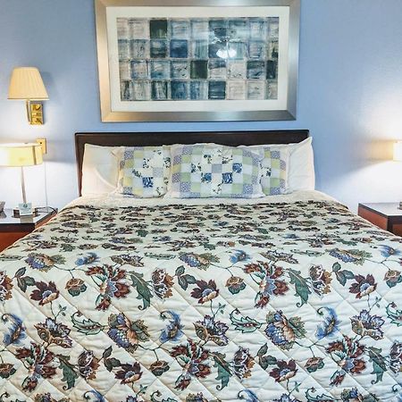 Executive Inn Томсон Екстер'єр фото